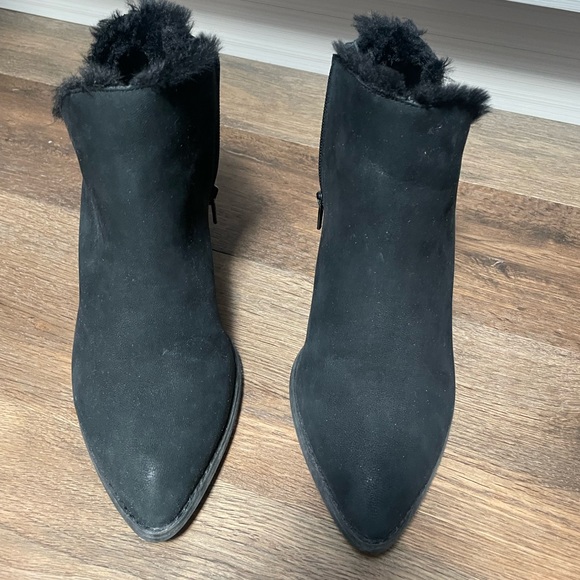 Seychelles Anthro black fur lined booties - Picture 3 of 6